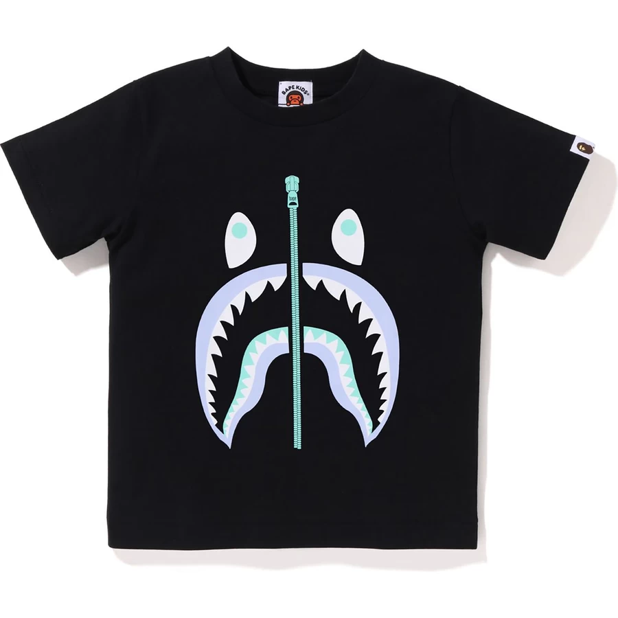 Maglietta Bape Che Si Illumina Al Buio Con Lo Squalo Per Bambini