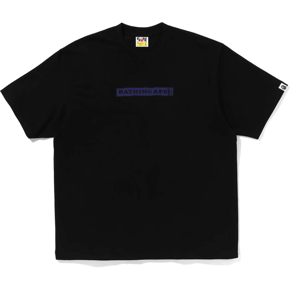 Kaos Pria BAPE Dengan Sablon Logo Stensil, Potongan Santai, Warna Hitam