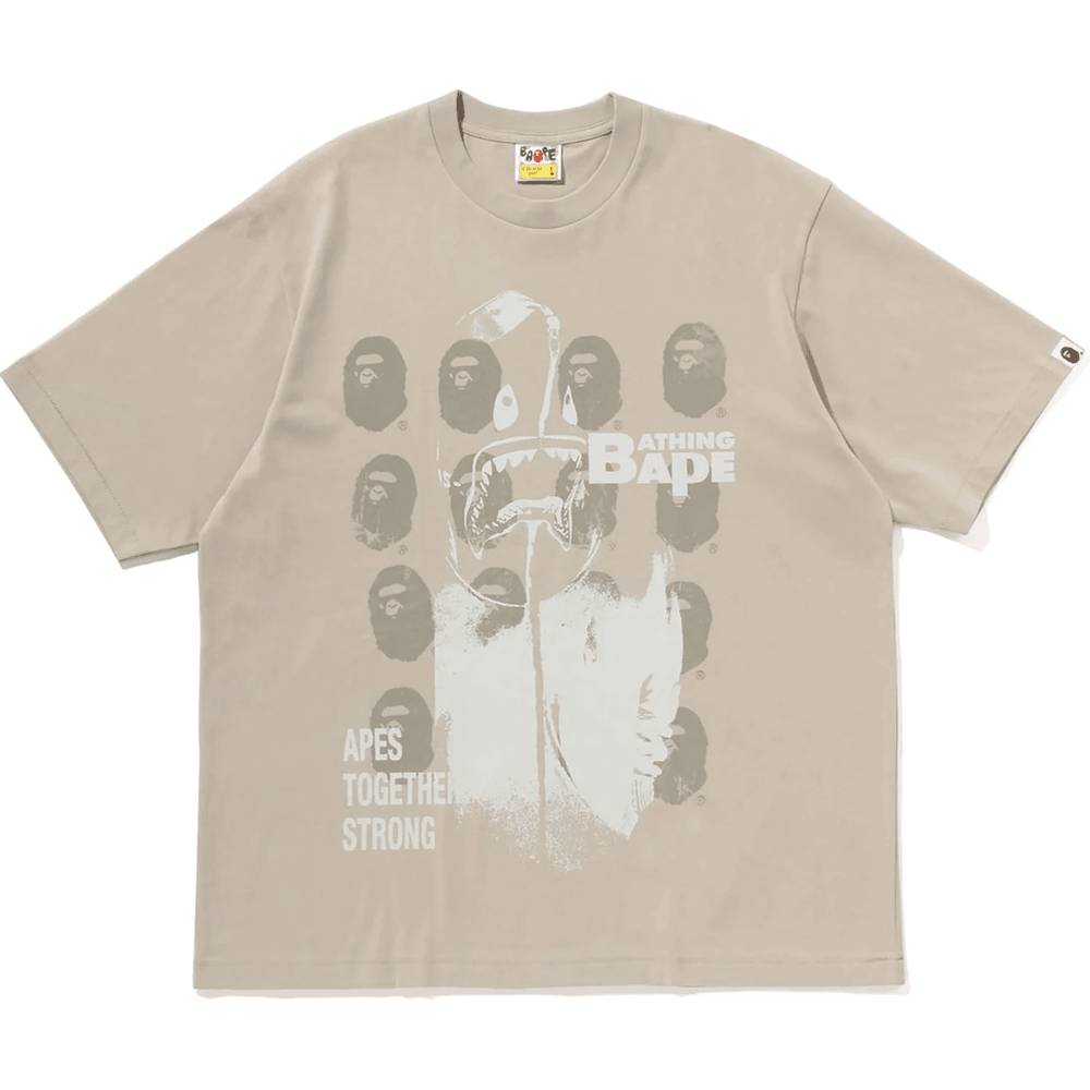 Kaus Pria Bape Spray Print Multi Logo Relaxed Fit Berwarna Krem